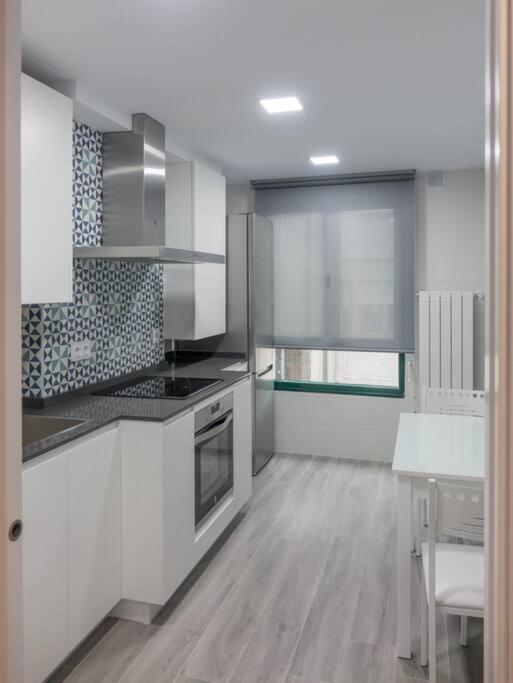 Sakura Homes Ponferrada Centro 8 Plazas 외부 사진